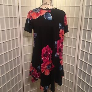 Amelia James Size Large Floral Mid Length Dress